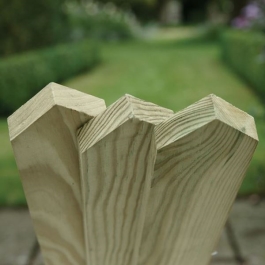 Picket Fence Board - 1.2Mt x 70mm x 19mm - Pointed
